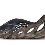 Yeezy Foam RNNR 'MX Cinder'