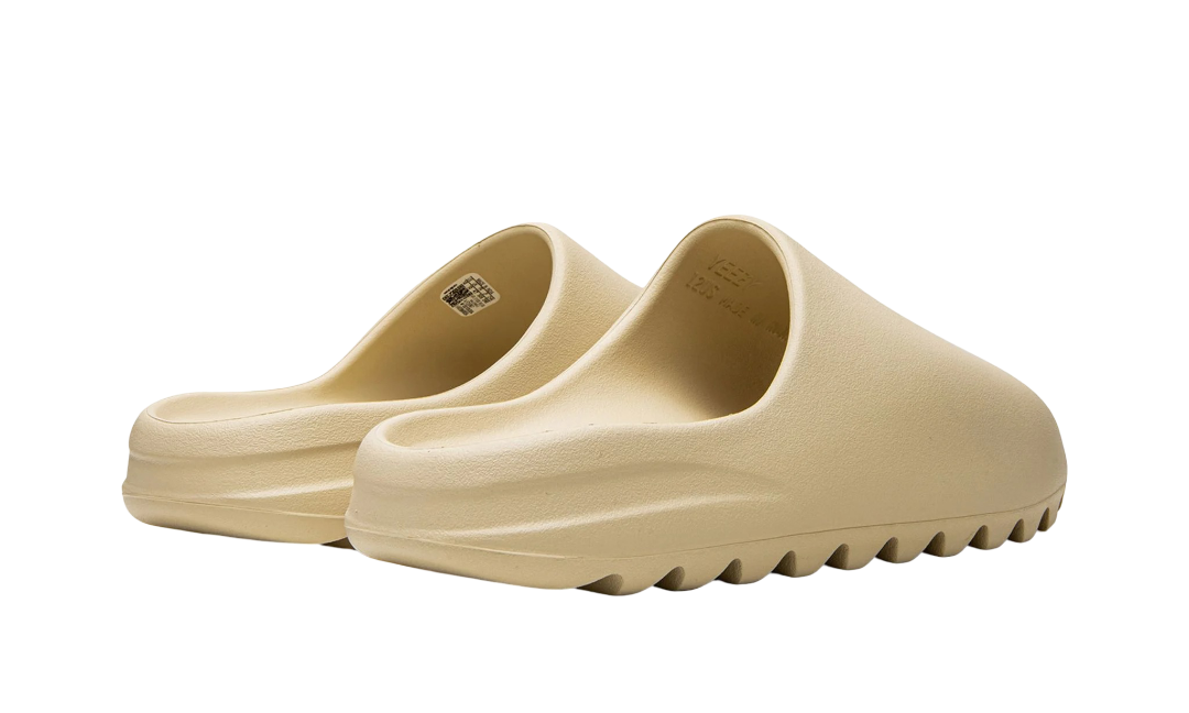 Yeezy Slides Bone - Image 3