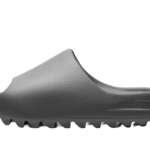 Yeezy slide "Dark Onyx"